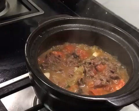 🍅番茄酸菜牛肉煲