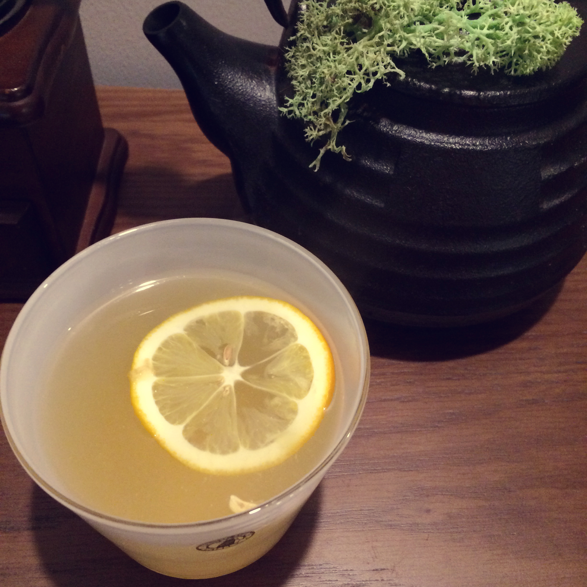 雪靴兎做的生姜柠檬热饮