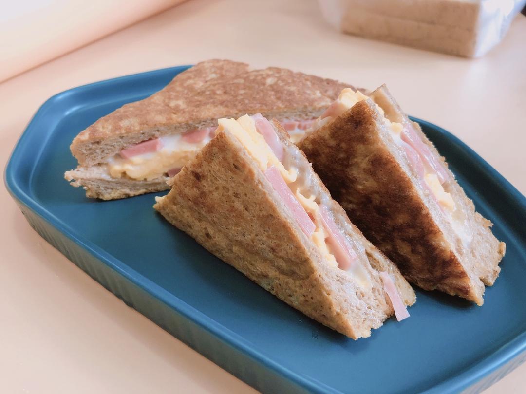 十分钟快手早餐【港式火腿西多士】