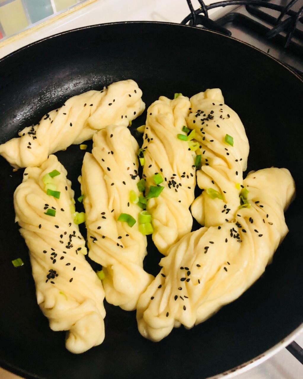 一定要做！—煎卷子【生煎花卷】