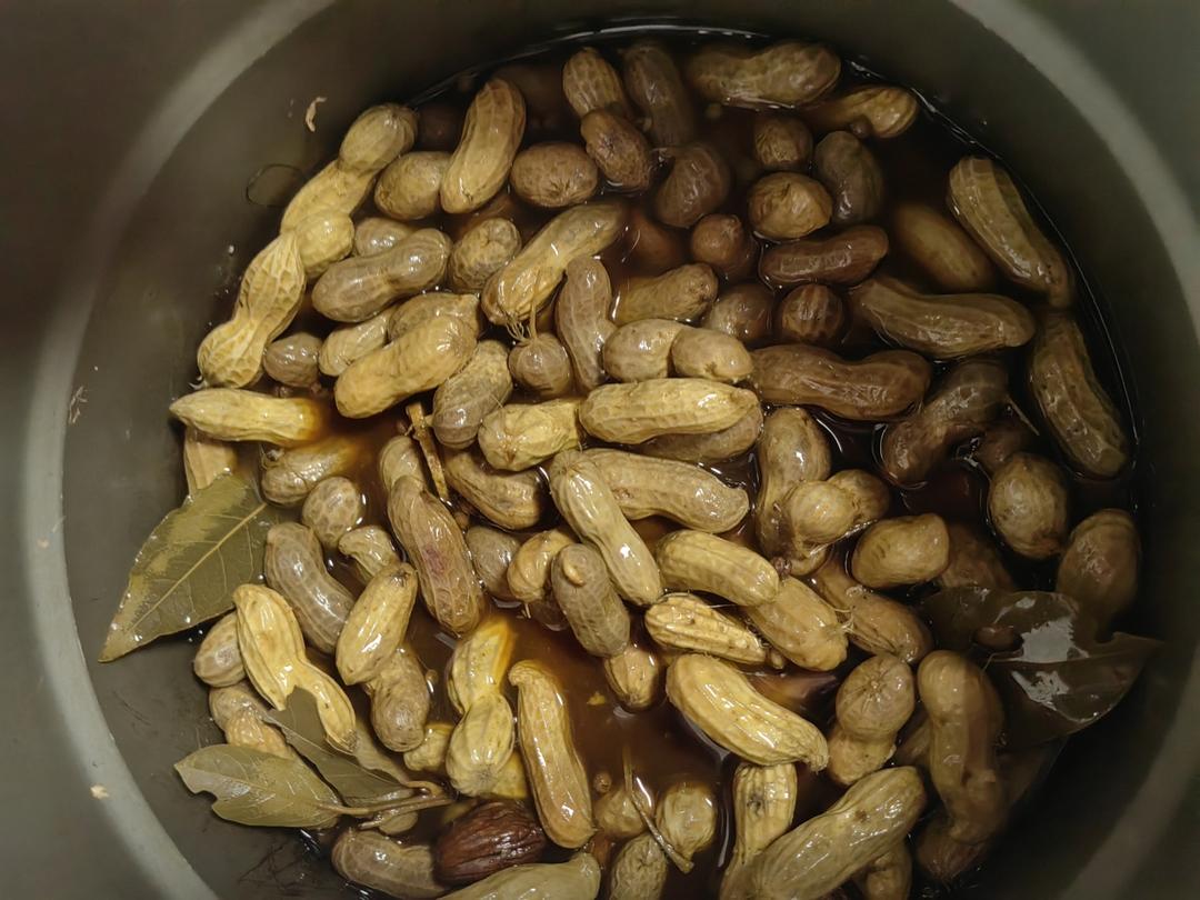 鲜香入味的五香煮花生