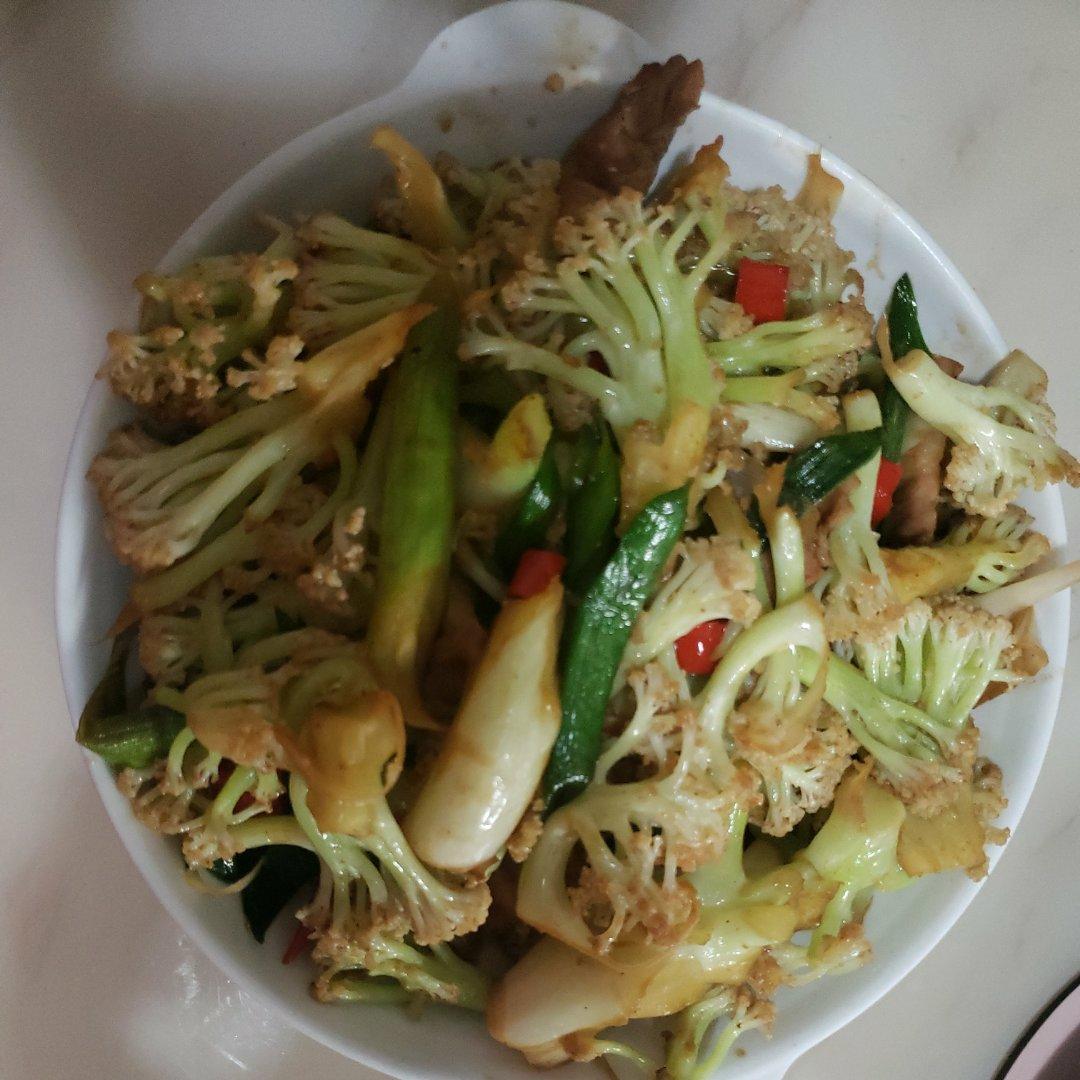 和饭店一个味道的干锅花菜