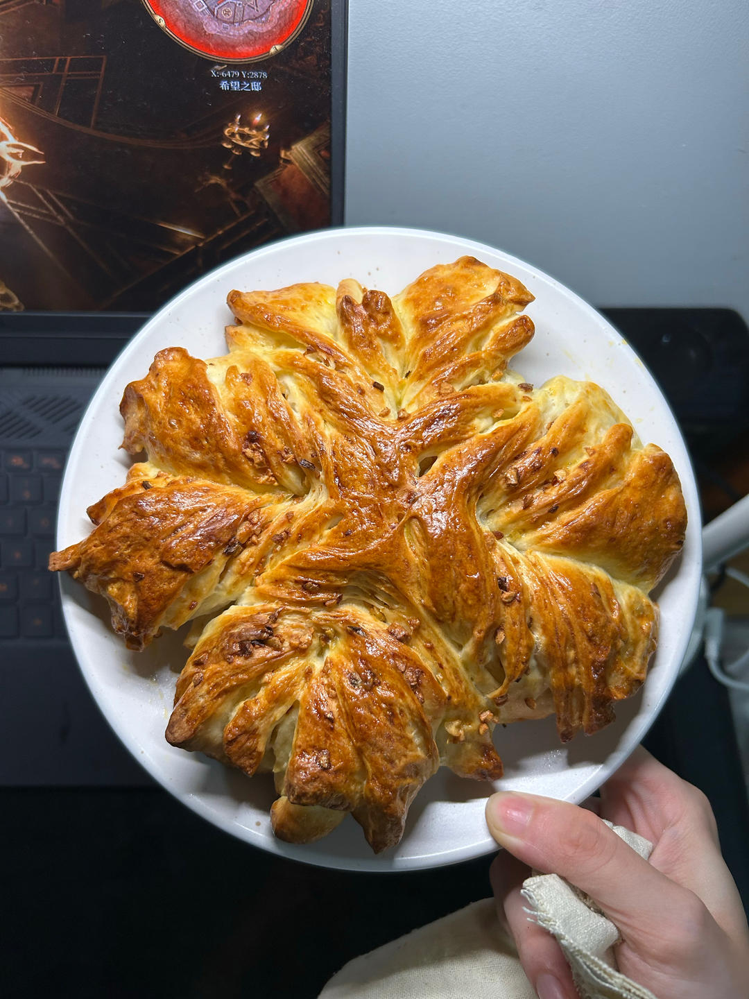 【小高姐】蒜香浓郁 造型优美 不用揉出手膜的面包