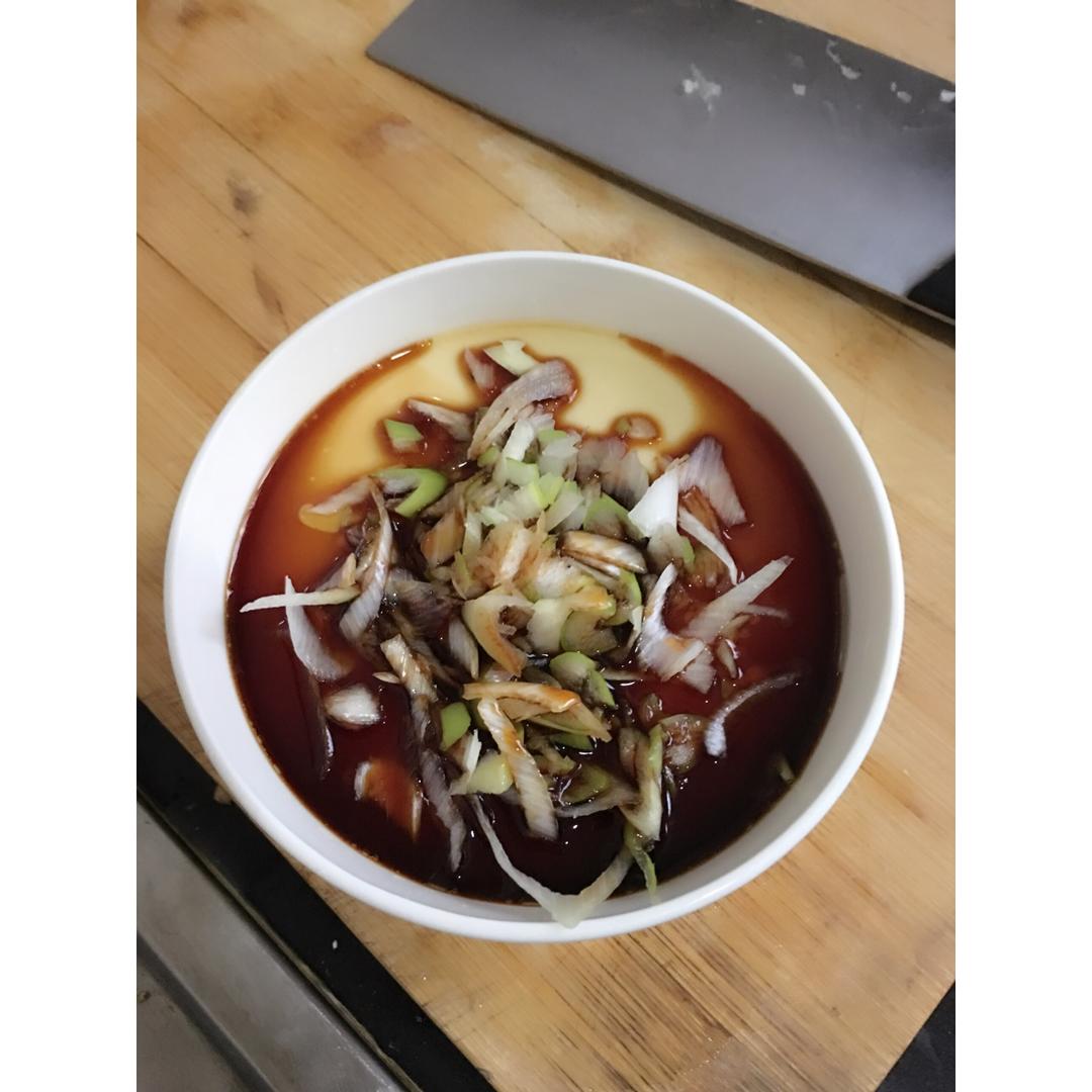 平滑如镜的蛋羹