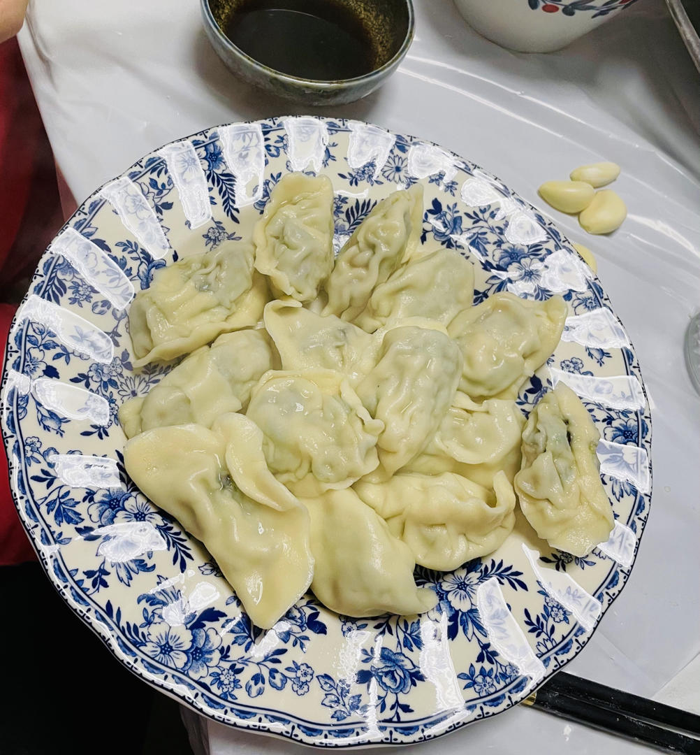 闻中家常海味一虾仁三鲜饺子