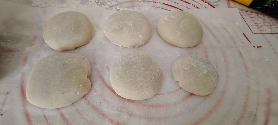 三个步骤制作万能皮（雪媚娘 冰皮月饼 糯米糍 麻薯 糯米团子 青团 驴打滚等）