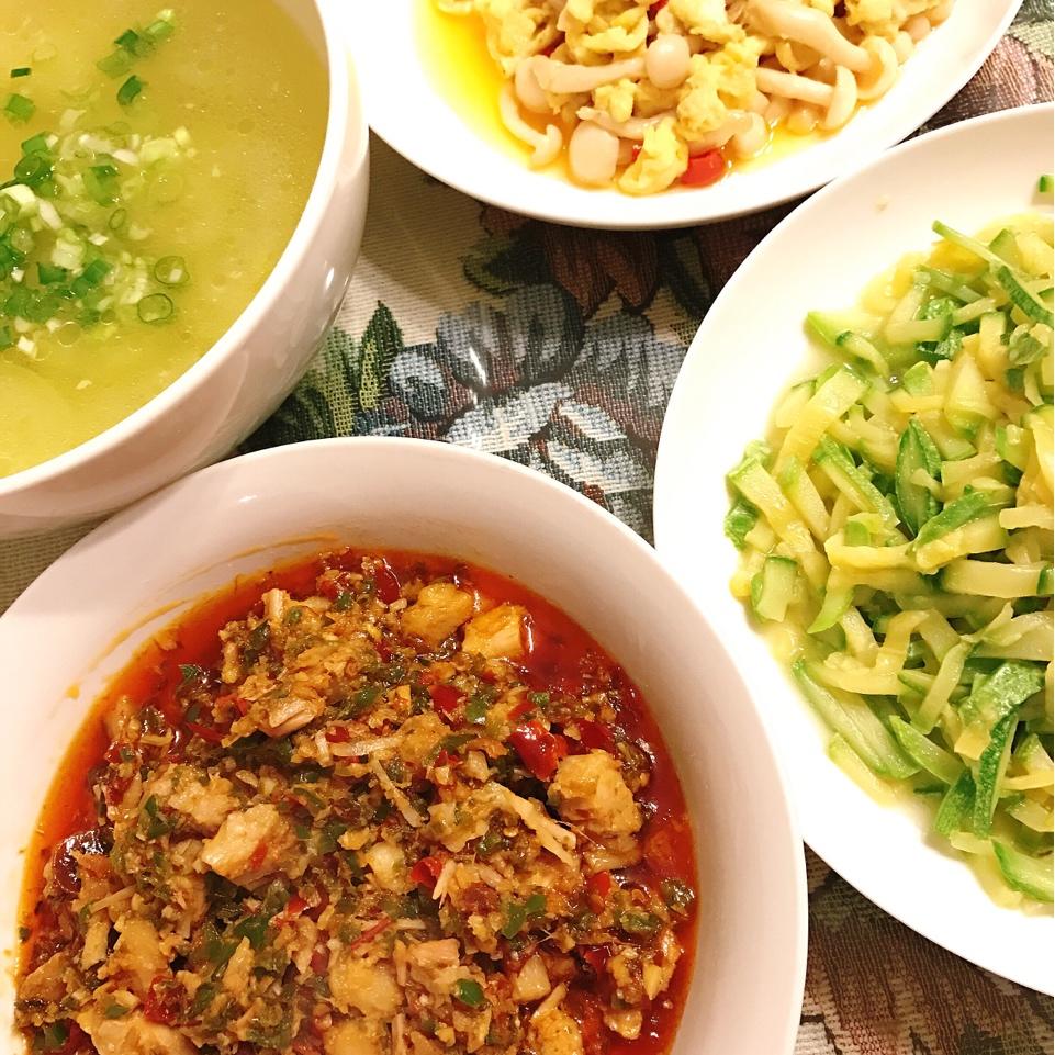 无敌下饭家常菜--小煎五花肉