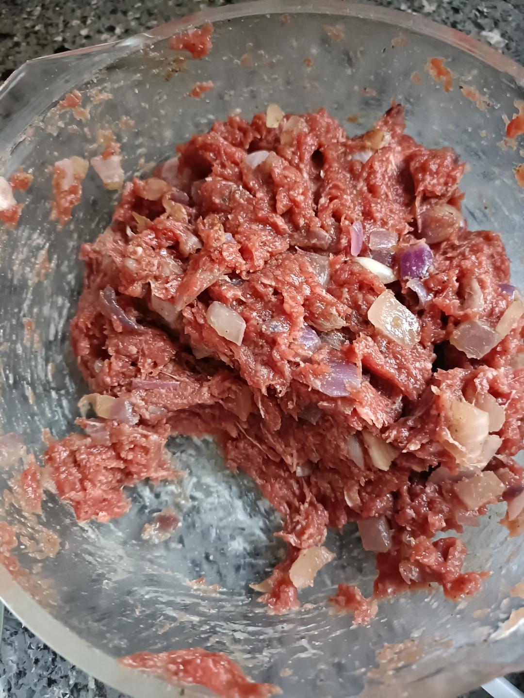 鲜嫩多汁牛肉饼
