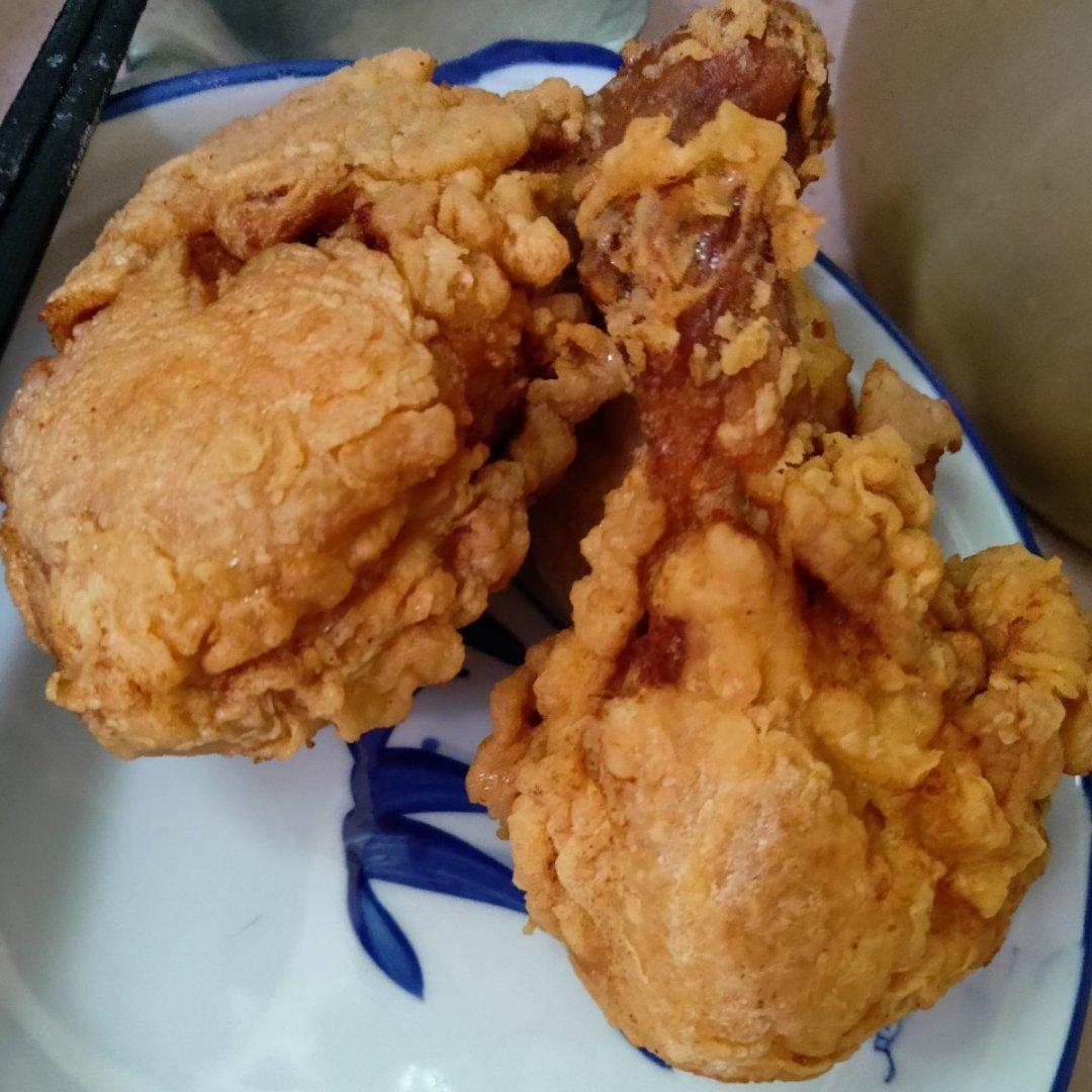 不用炸鸡粉也可以炸出酥脆炸鸡腿