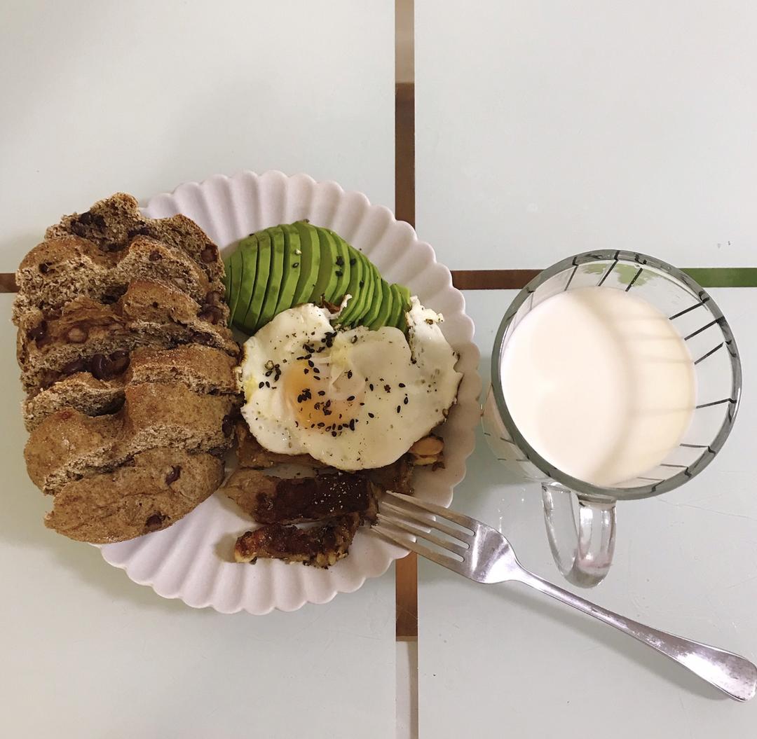 无油无糖全麦果干面包