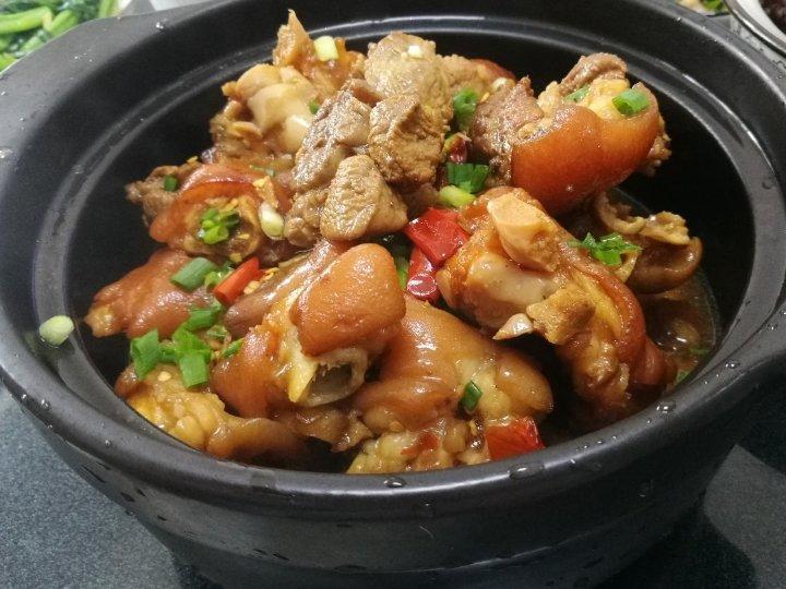 美味的家常菜：红烧猪蹄