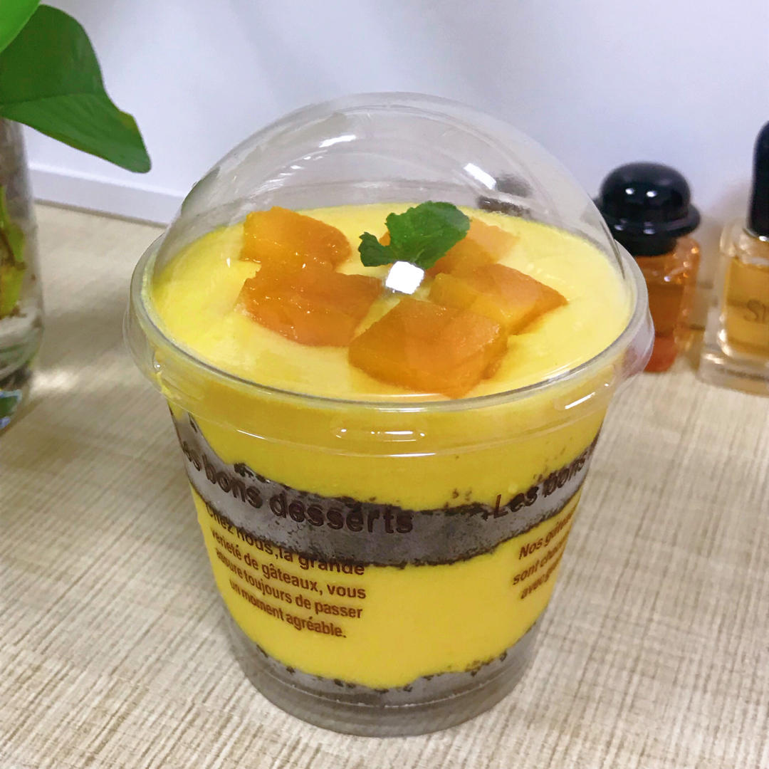 芒果慕斯杯