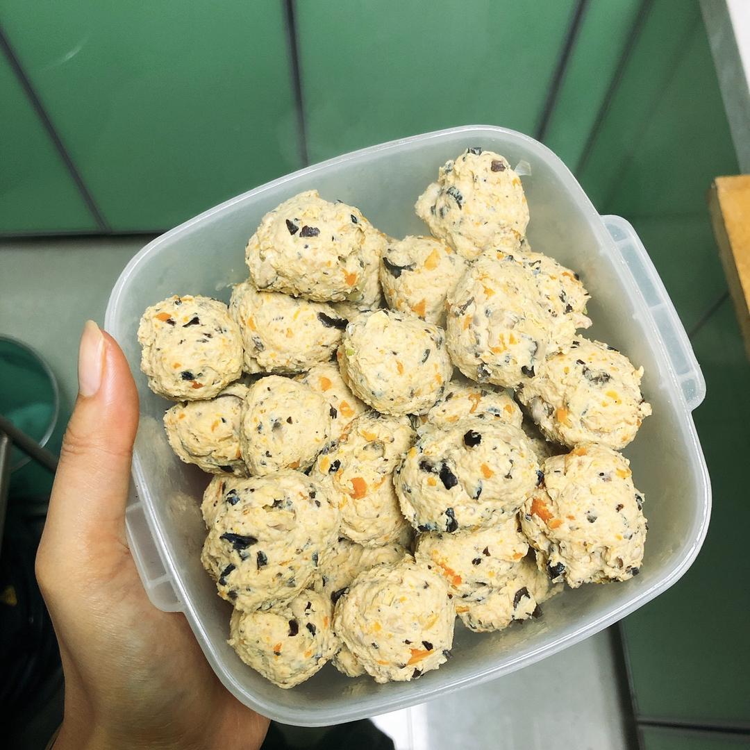 减肥好吃的鸡胸肉丸子