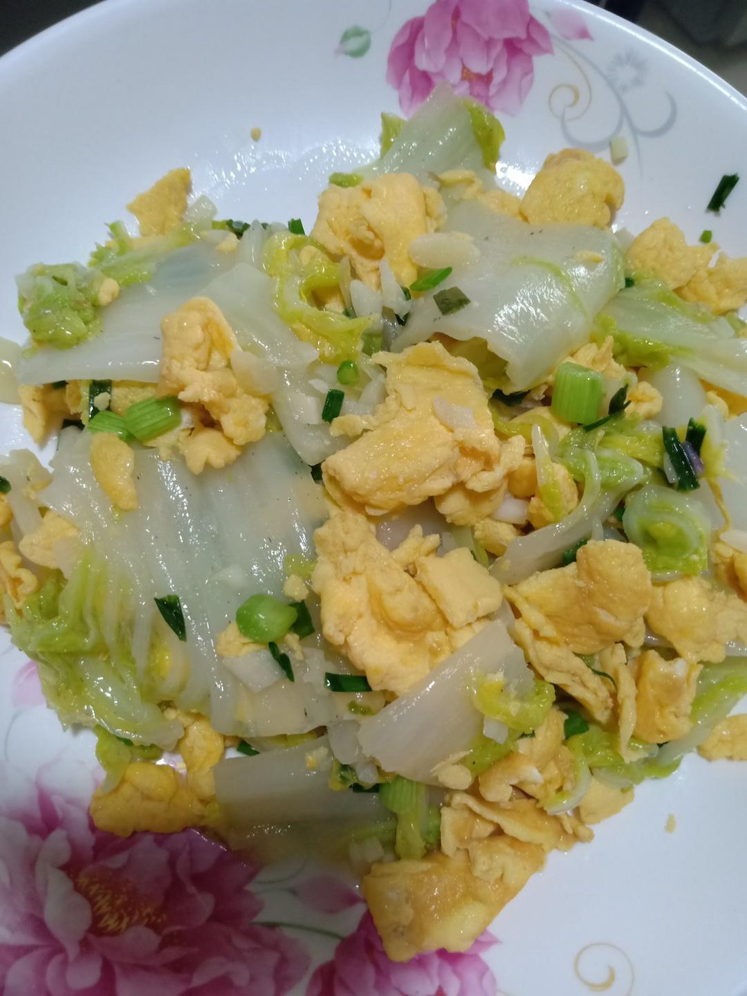 家常快手菜: 葱香鸡蛋炒白菜