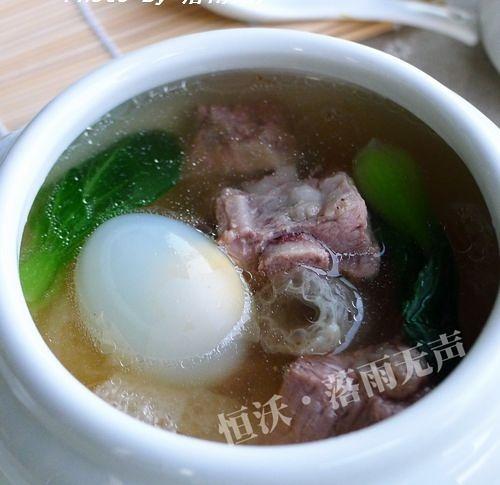 竹荪鸽蛋汤的做法