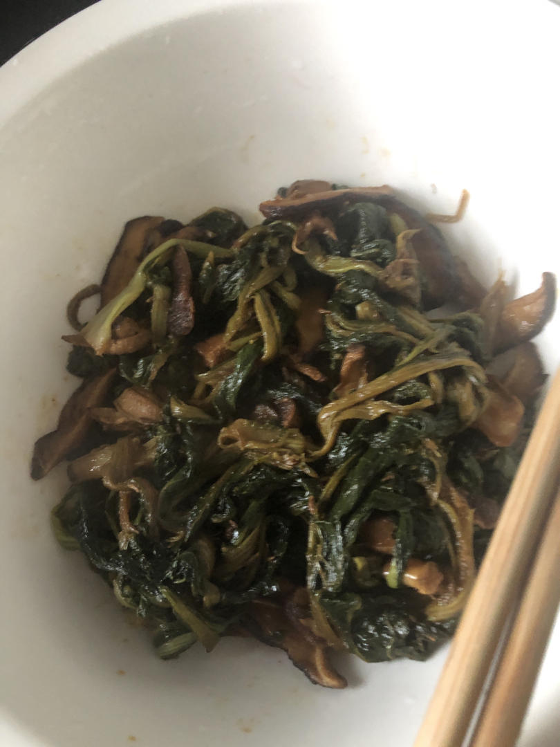 【比肉还好吃的孜然烧烤味】香菇油菜(小白秒会)