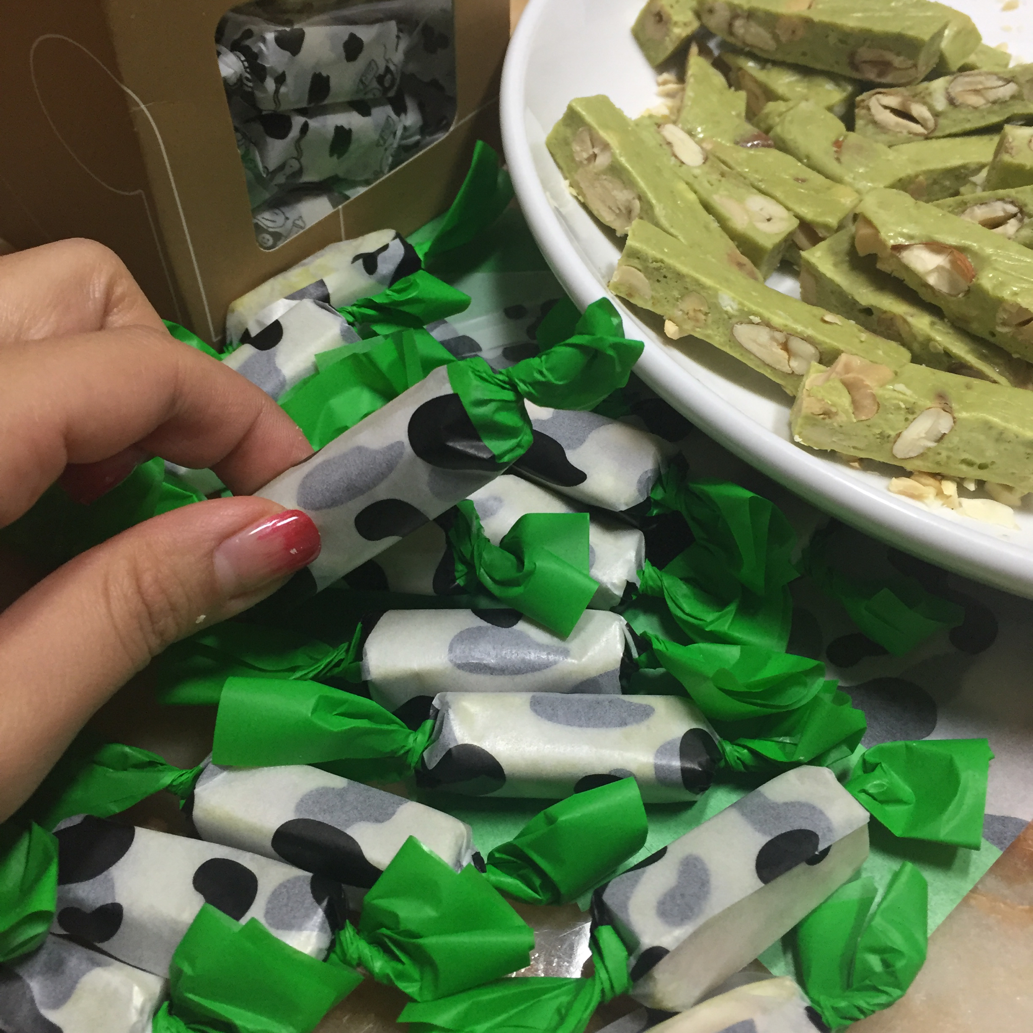 多味花生牛轧糖