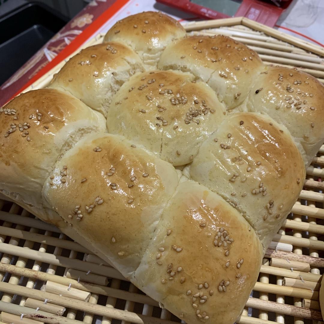 蜂蜜牛奶小餐包（一次发酵超级柔软拉丝）