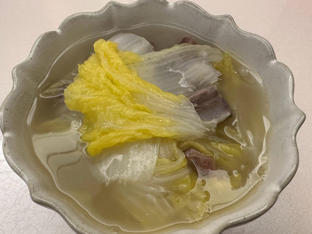 娃娃菜清炖牛尾汤