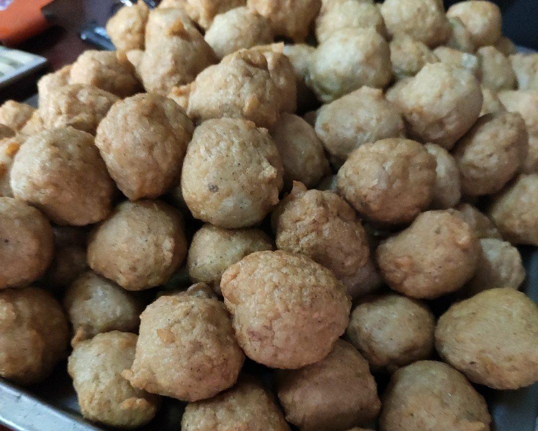 油炸鱼圆的做法