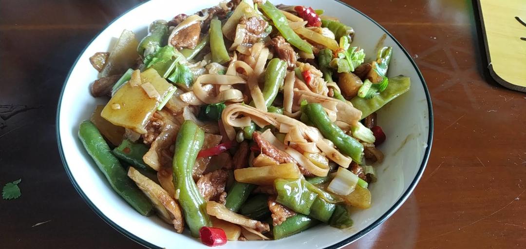 地道老北京扁豆焖面 豆角焖面 太好吃小心吃撑哦