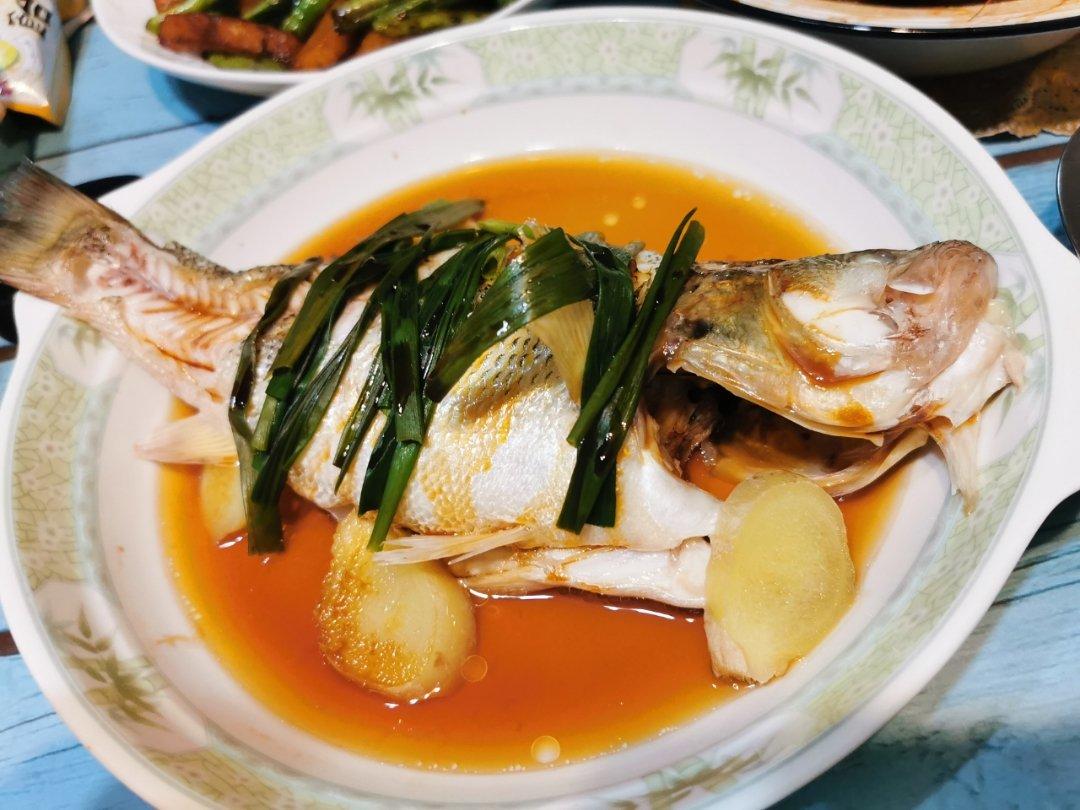 三步蒸鲈鱼
