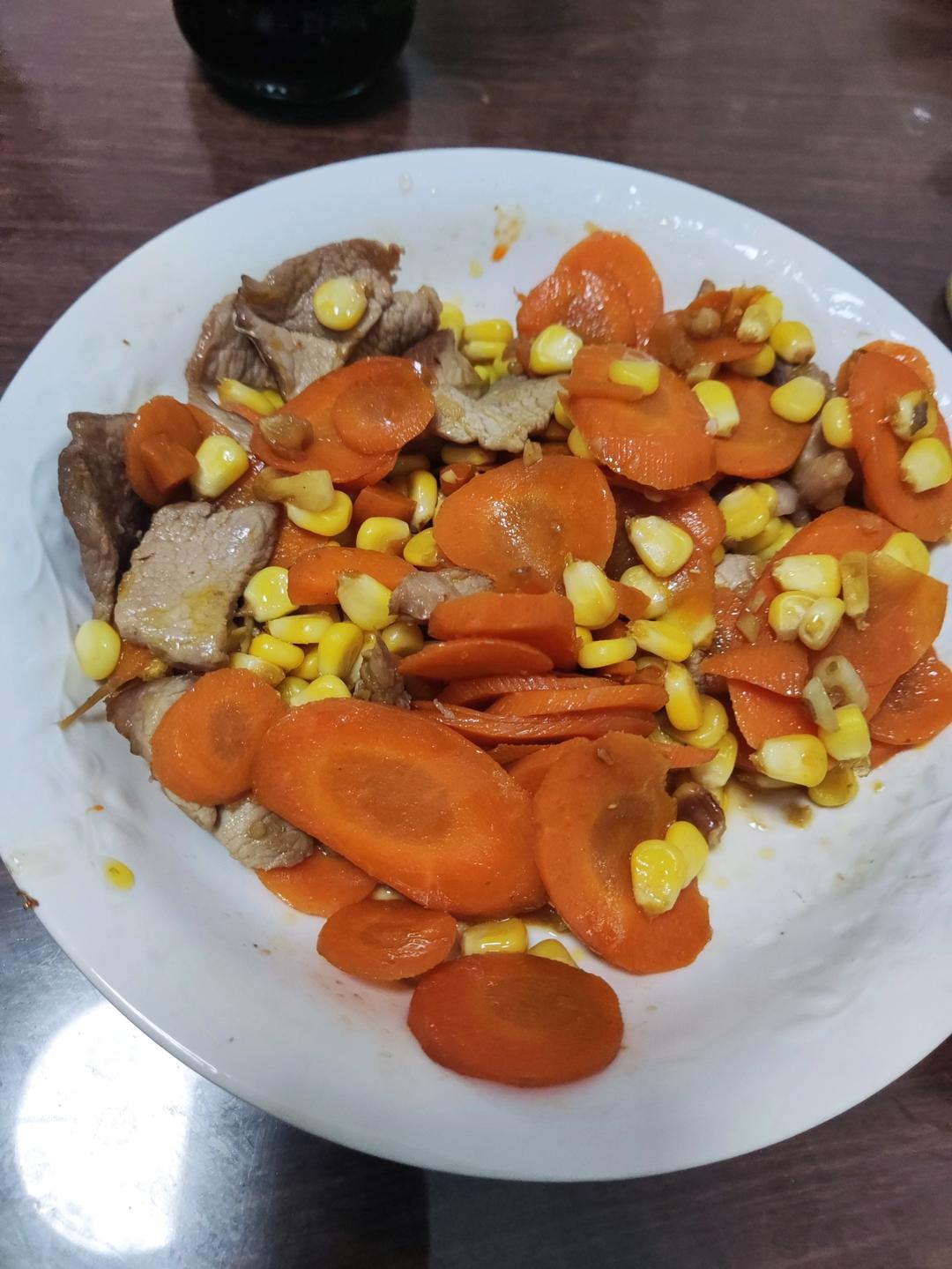 胡萝卜炒肉（小朋友最爱）