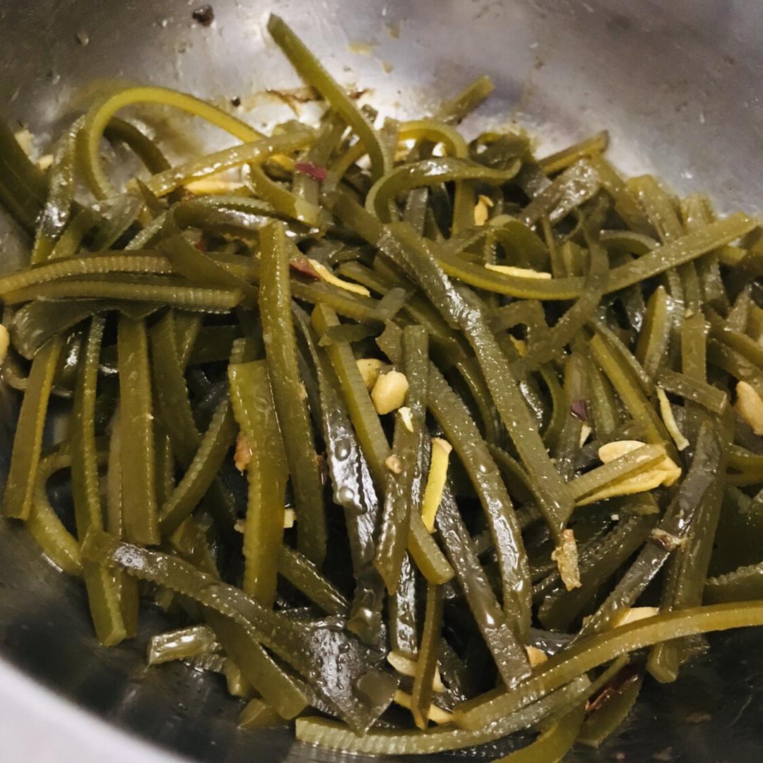 辣炒海带丝（勾氏私房菜）
