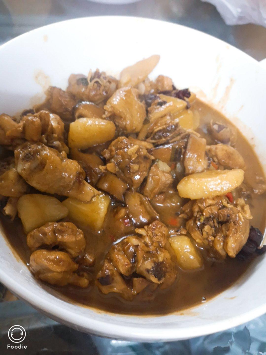 土豆炖鸡块