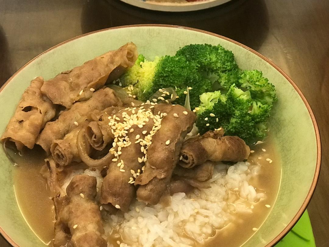肥牛饭