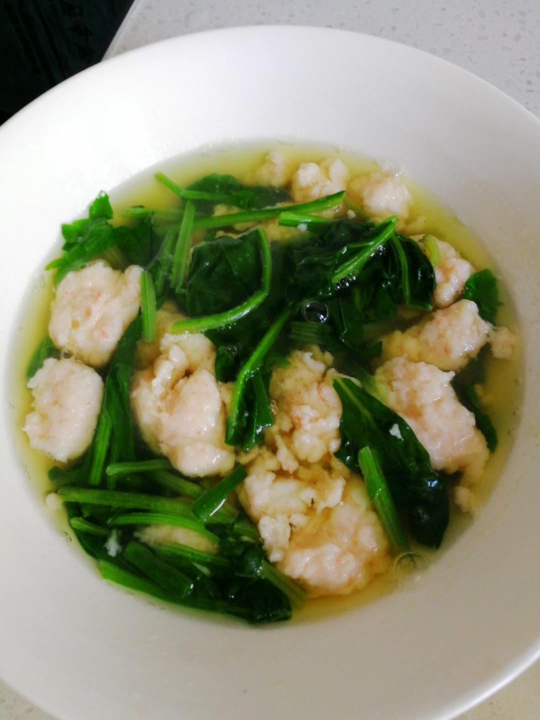 虾滑菠菜汤