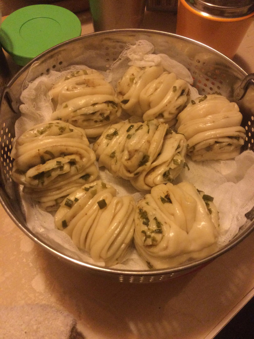 葱油花卷，一根筷子卷出漂亮的造型