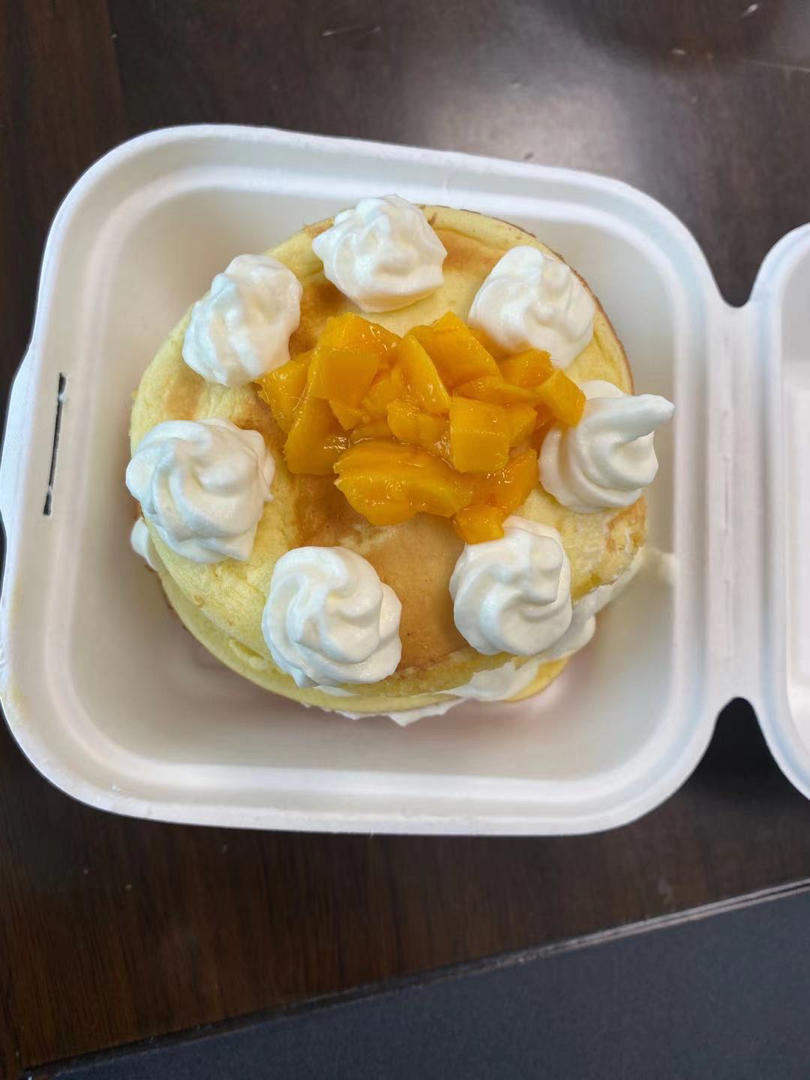 芒果奶油松饼蛋糕