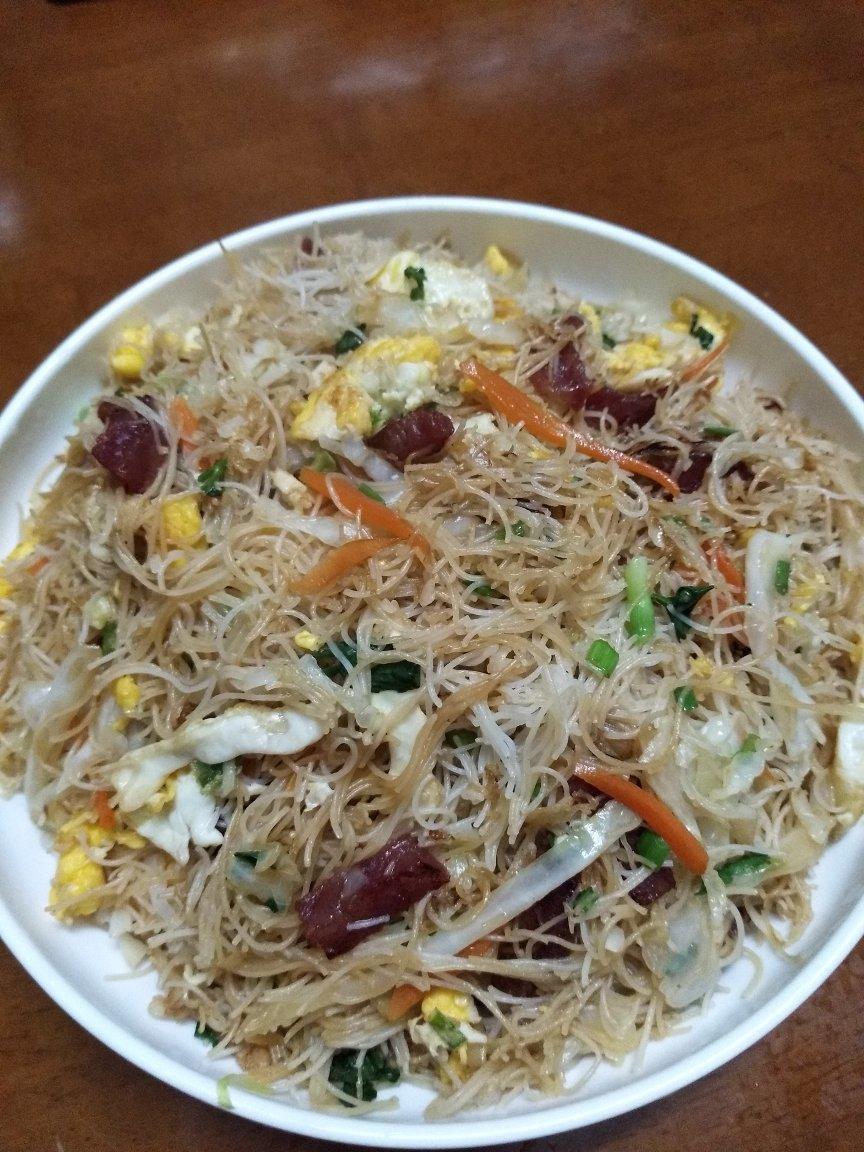 好吃停不下的炒米粉/炒粉干