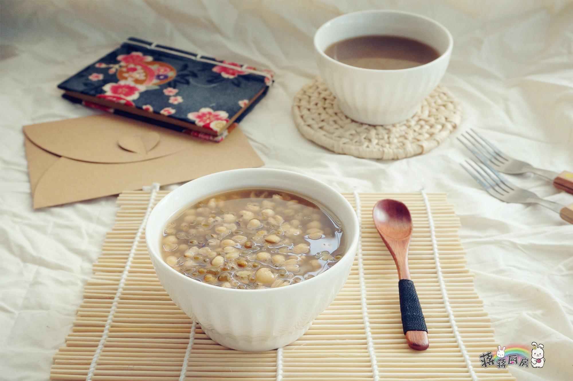 绿豆薏米汤的做法