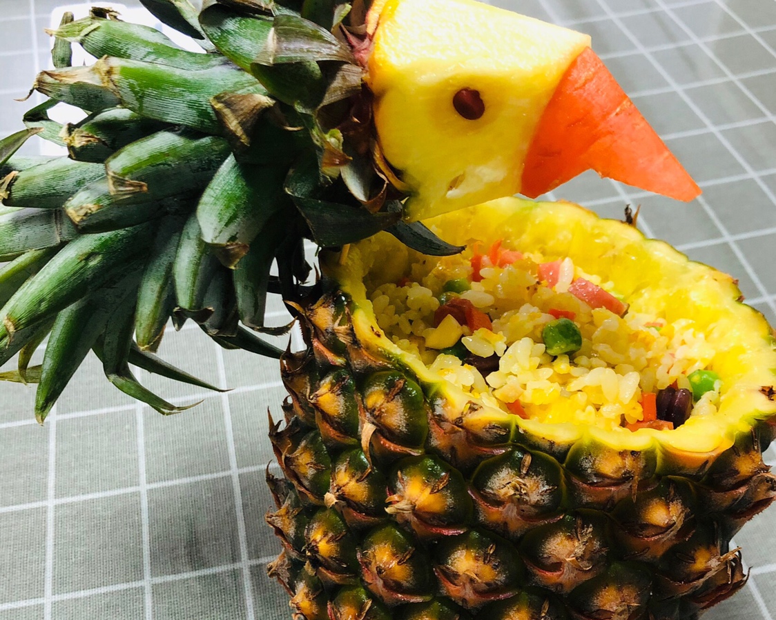 懒人鹦鹉菠萝饭，简单快速好吃，花式炒饭的做法