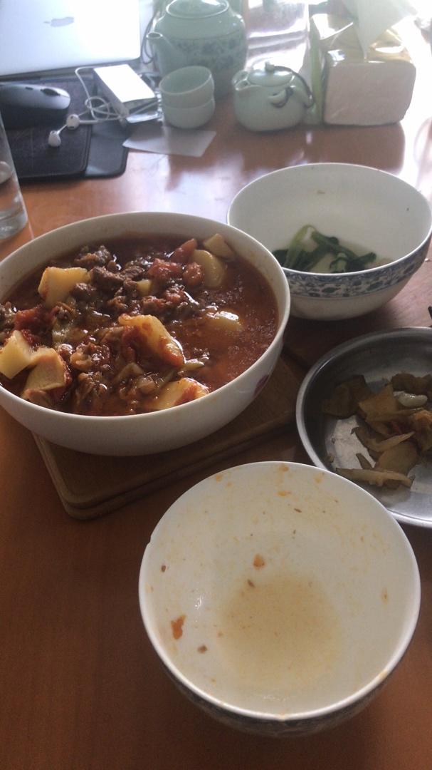 番茄土豆炖牛腩