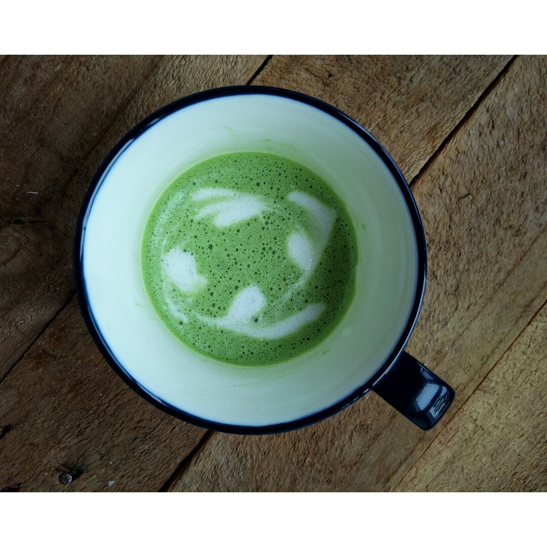 拉花抹茶拿铁
