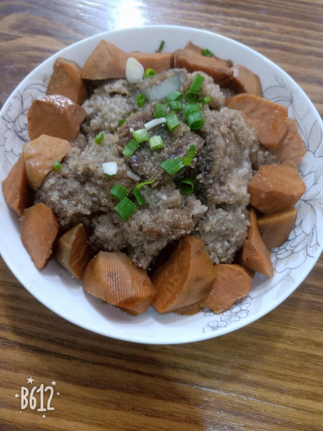 粉蒸排骨(自制粉蒸米粉)