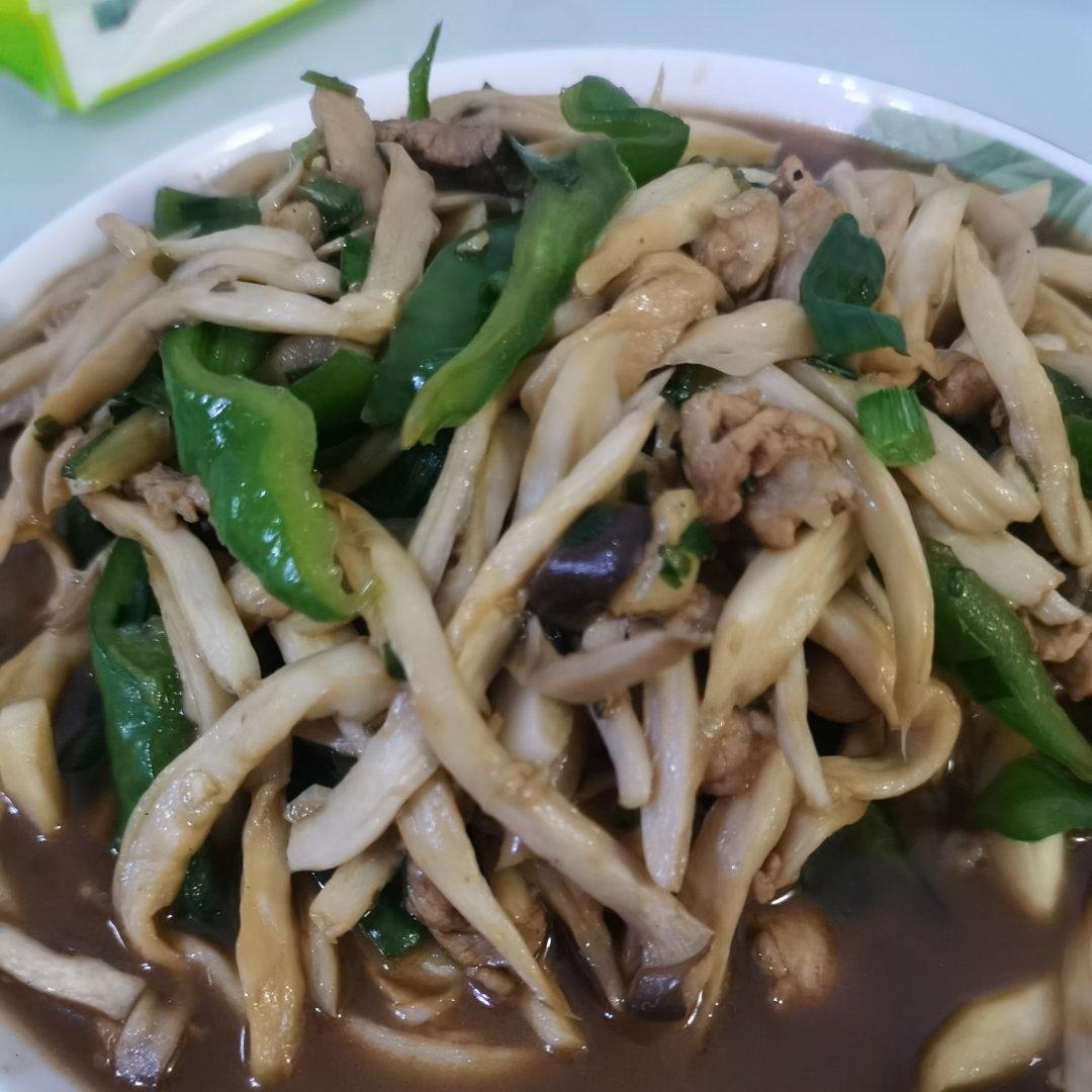 杏鲍菇炒肉丝
