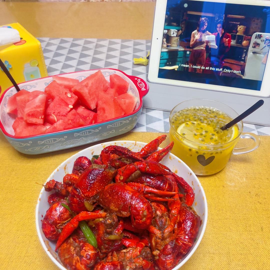 香辣小龙虾-超详细处理干净步骤！