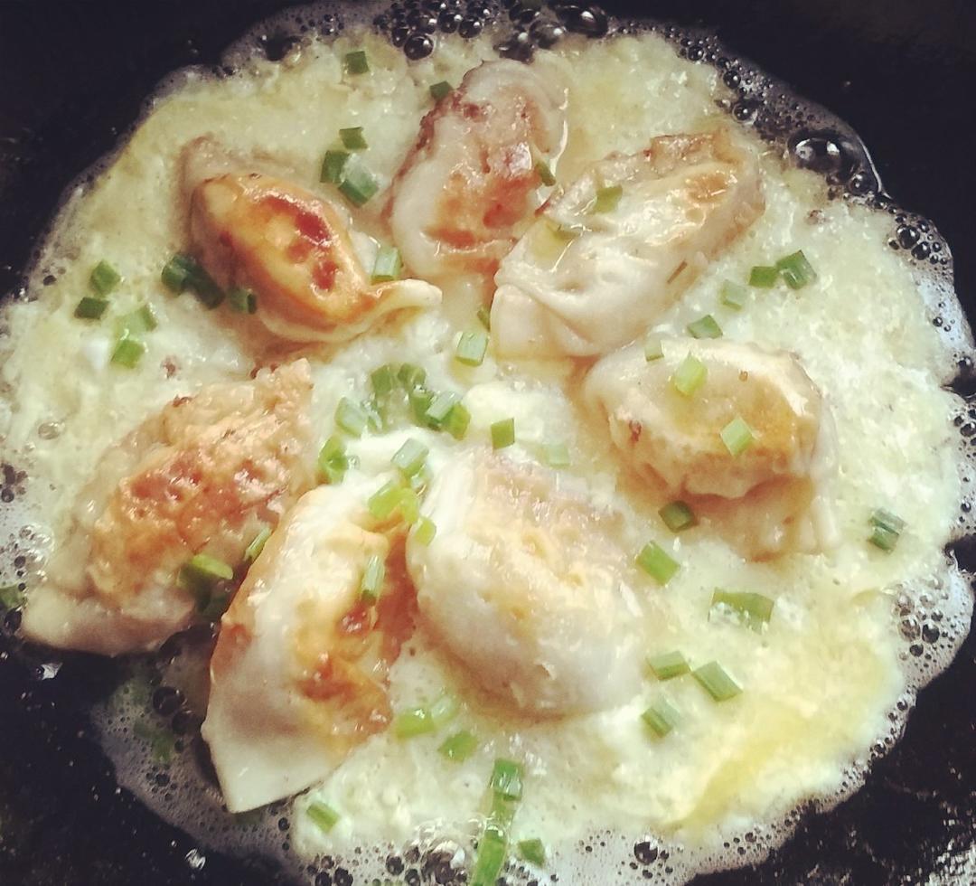 抱蛋煎饺