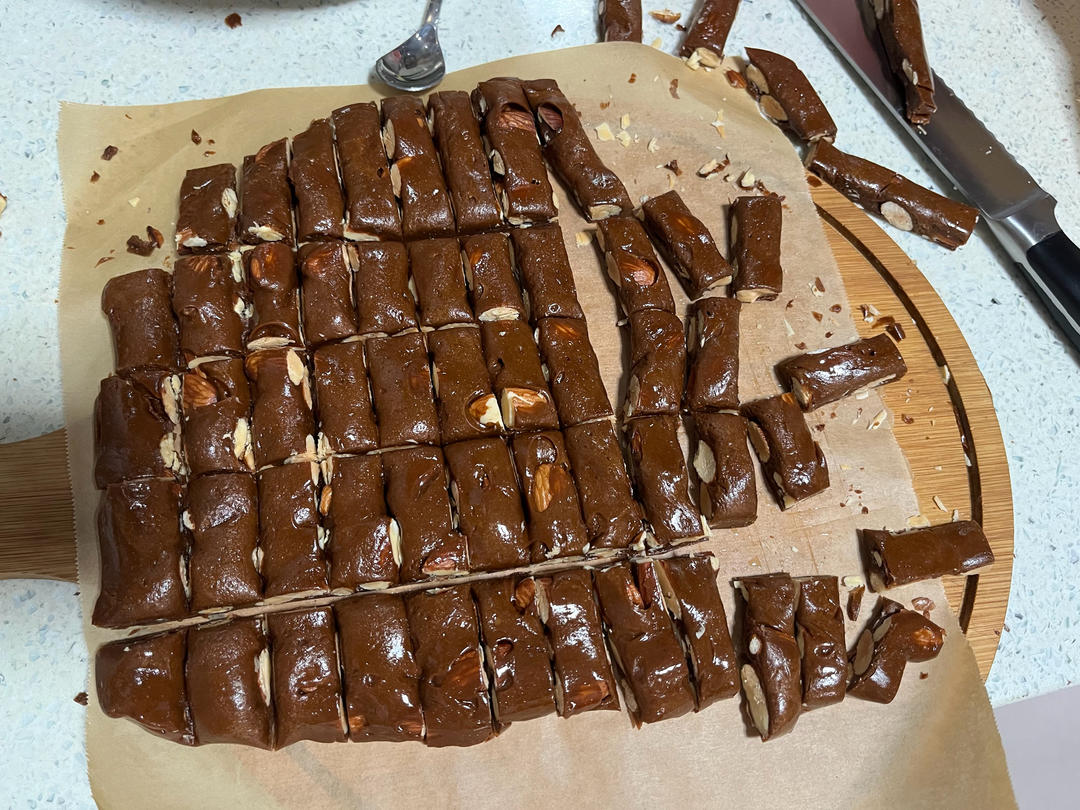 《Tinrry+》焦糖杏仁太妃糖