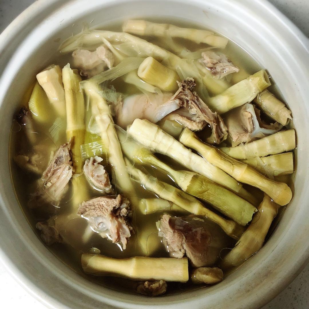 老鸭笋干汤