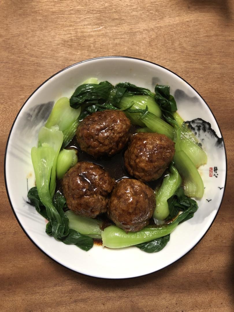 四喜丸子/红烧狮子头 Chinese Meatballs