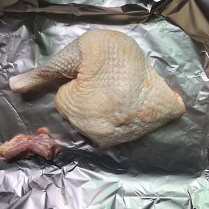 手撕盐焗鸡——烤箱菜的做法 步骤1
