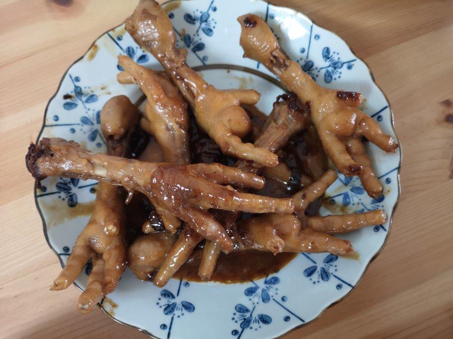 “销魂”卤鸡爪