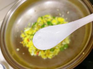 酸豆角炒蛋 下饭菜的做法 步骤8
