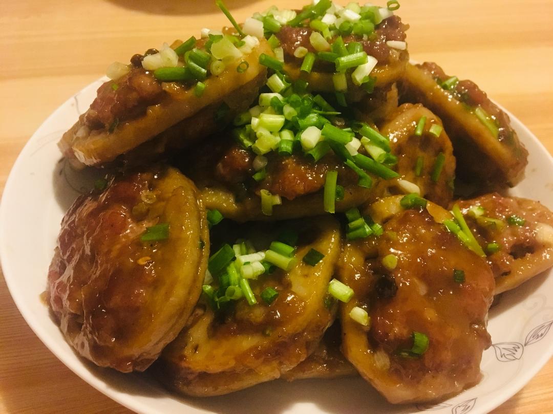 堂妈小厨——秘制酱汁鲜肉藕饼