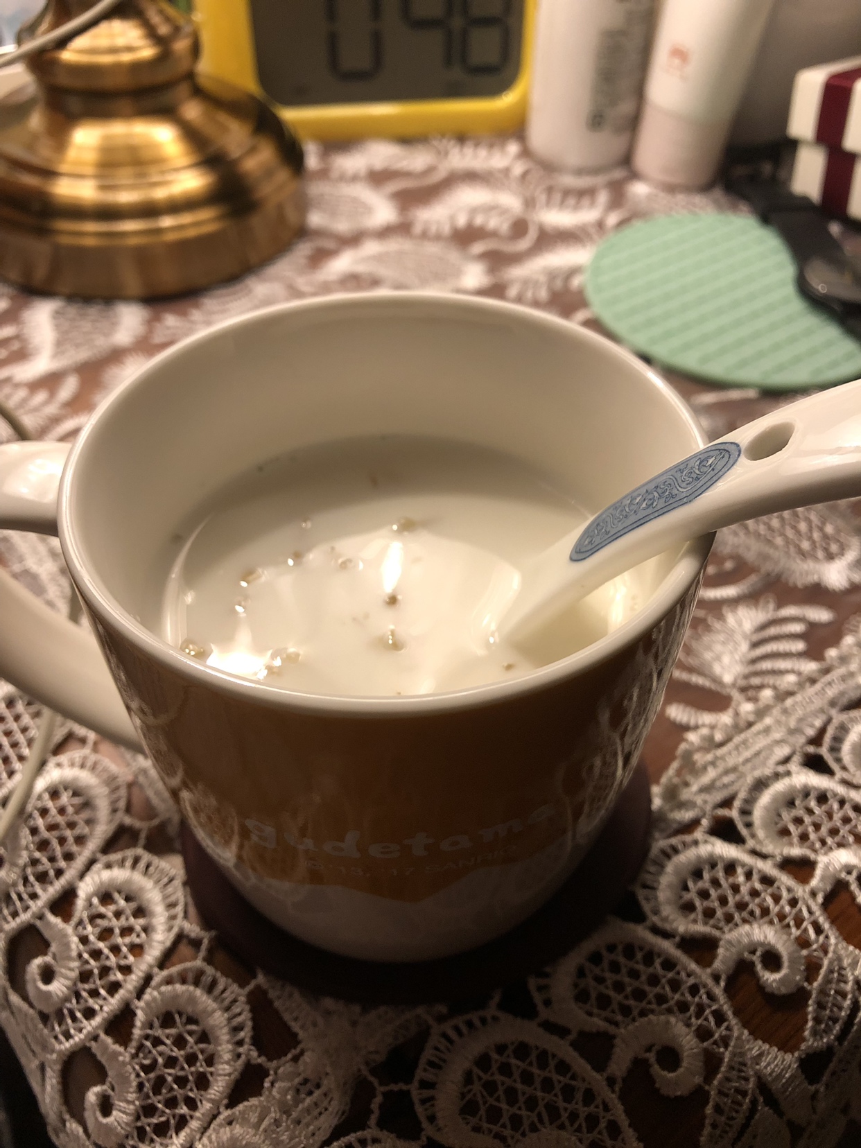 香浓牛奶银耳汤的做法 步骤1